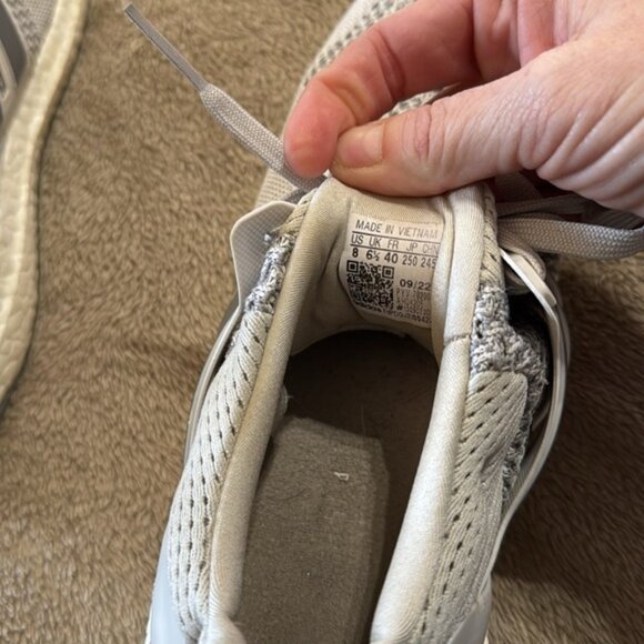 Adidas Woman’s Ultra Boost Gray Running Shoes - Picture 7 of 8